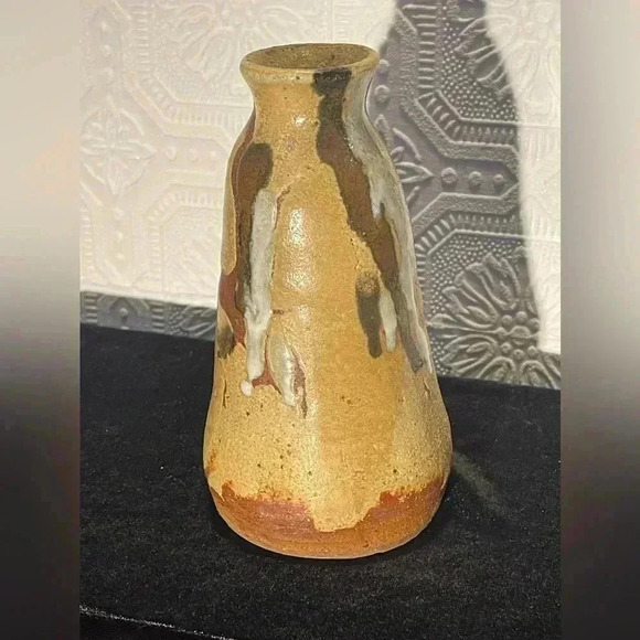 Tan brown ceramic flower bud vase 70s signed by artist pottery - Picture 6 of 11